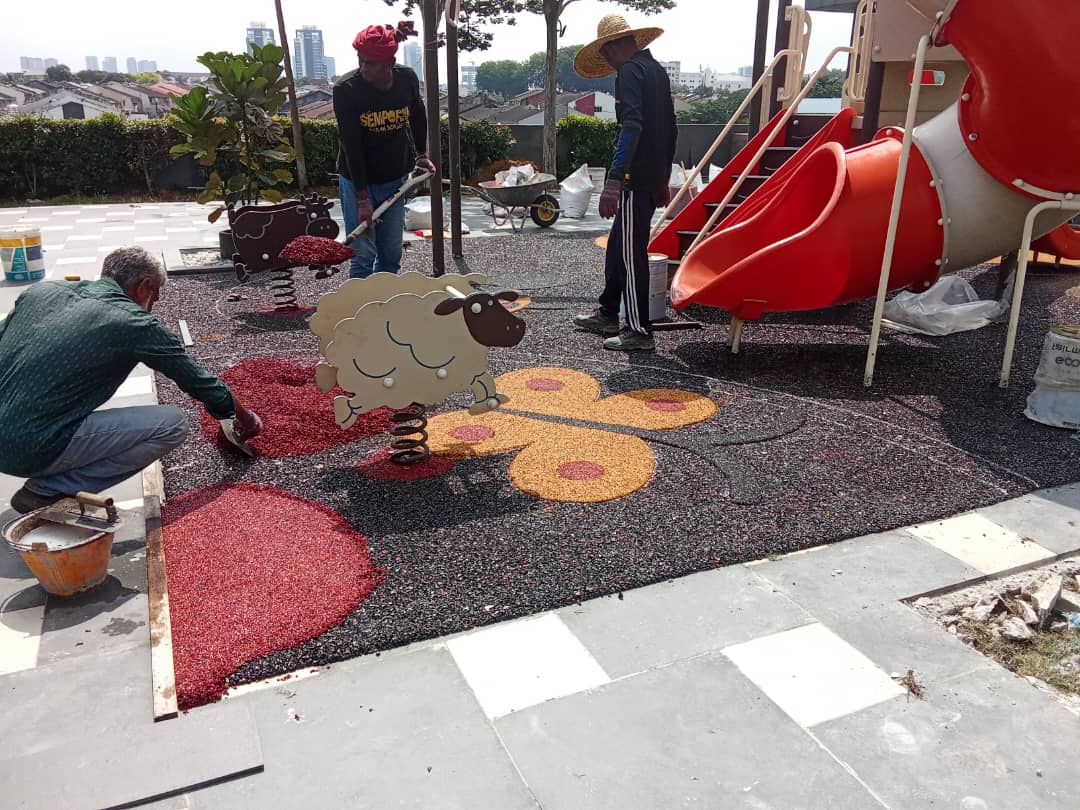 Site at ken damansara condominium..supply dan install seamless flooring (EPDM)